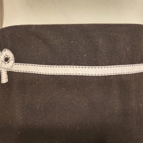 Larry Levine Black Stretch Skirt With Embroidered White Ribbon Size 8 Pleated - Picture 3 of 13